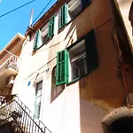 Capitain's House
