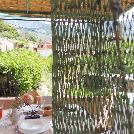 Nyaraló Capitain's House *